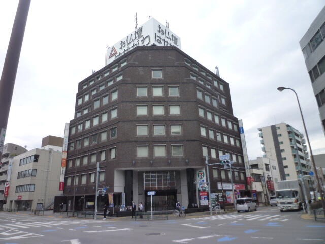 ⽴川駅徒歩9分！角地で視認性良好◎好立地のスケルトン物件