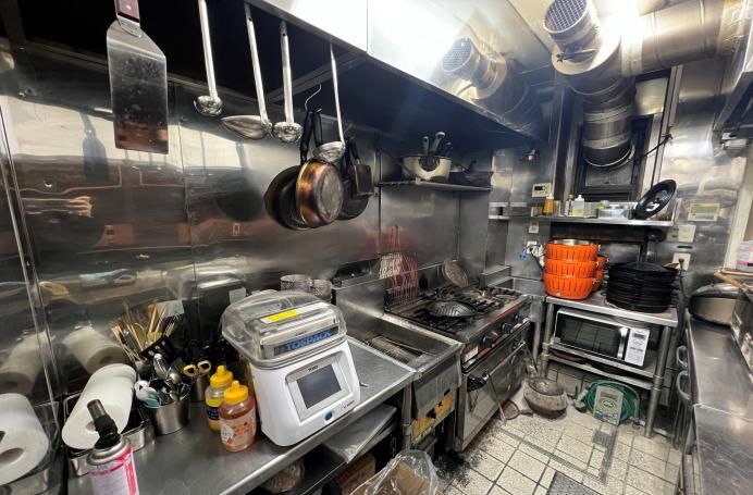 【中央区】月島駅徒歩3分/駅至近/内装美麗/24時以降相談/1階～3階各階/カウンター付/ジンギスカン居抜き物件