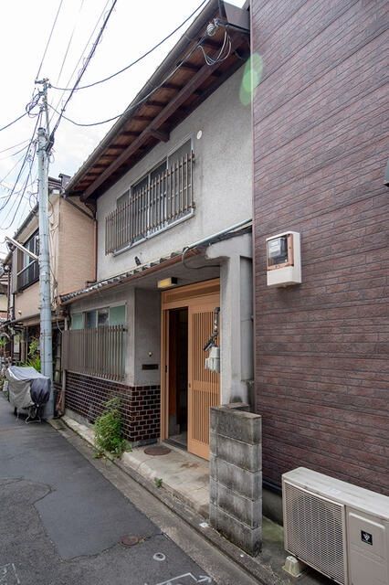 【京都市・清水五条駅徒歩4分】24.77坪／BT別・追焚付など設備充実◎飲食相談可