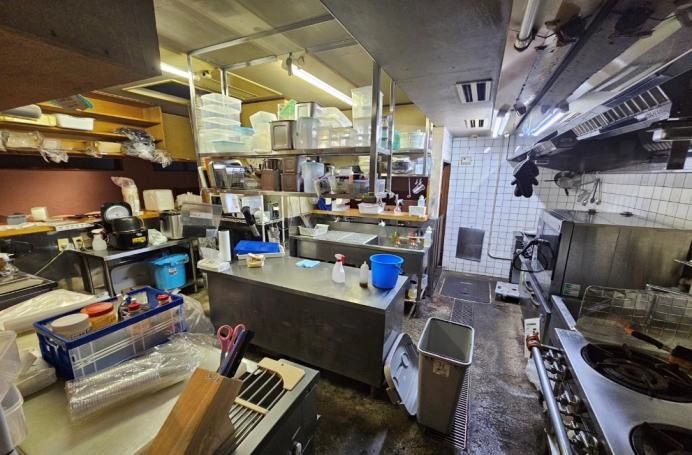 【墨田区 居抜き物件】東向島駅徒歩4分／1階・約25坪／間口広く視認性◎／居酒屋居抜き／墨田区で飲食店開業向けテナント