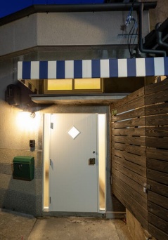 【大阪市生野区】桃谷駅徒歩10分！飲食店も相談可☆低予算でスタート可能