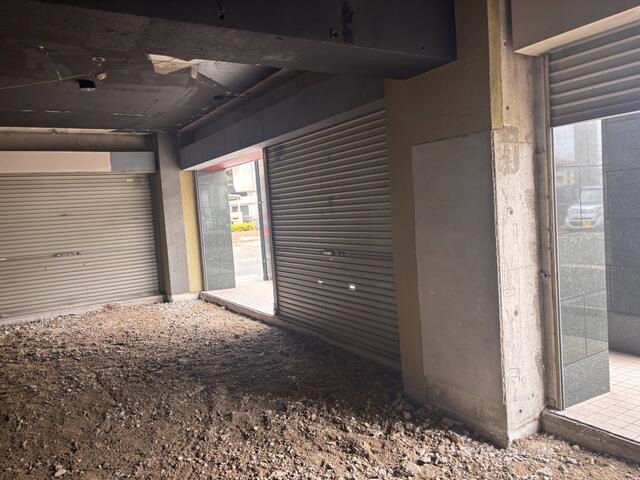 【愛知県半⽥市・青山駅徒歩2分】駅近・角部屋1階路面店/スケルトン物件（約27坪）