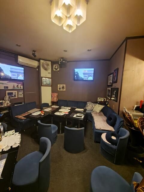 【神奈川区・東⽩楽駅徒歩4分】約14坪・角部屋×1フロア貸しの飲食店居抜き／24時間可