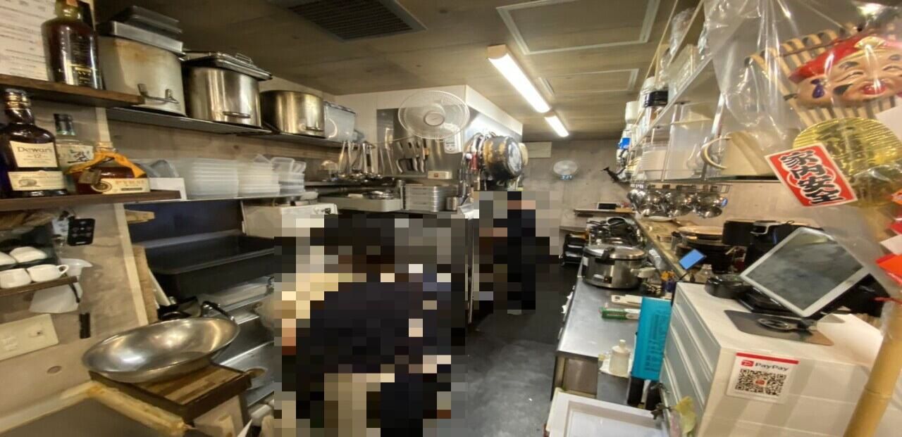 【福岡市中央区 赤坂駅 居抜き】徒歩2分・昭和通り沿い11坪の飲食店居抜き／ランチ需要のある2階店舗