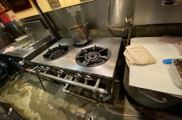 【福岡市中央区】天神南駅徒歩２分／行列店が入るビル／国体道路沿い／人流多し／重飲食可／約16.12坪