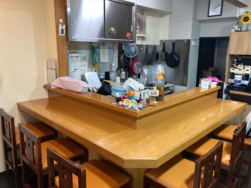 京急神奈川駅徒歩3分！1階路面の居酒屋居抜き店舗物件