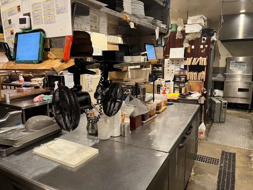 名古屋駅徒歩3分！大箱の居酒屋居抜き店舗物件