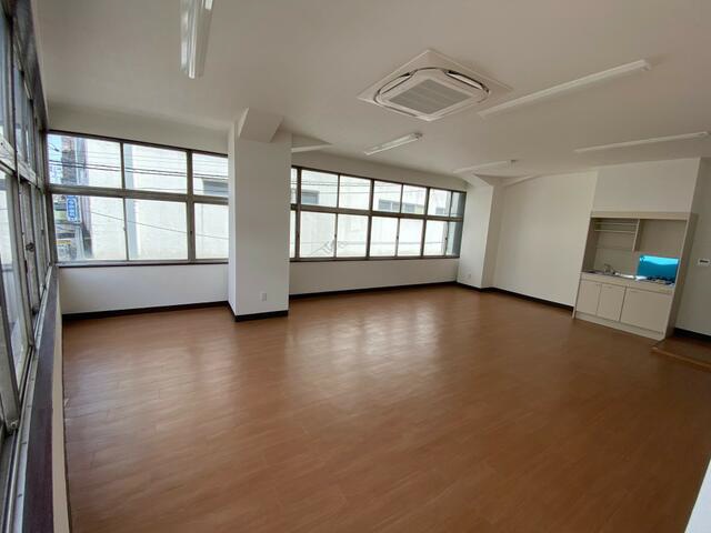 和田町駅徒歩1分！駅近・商業地域で集客見込◎・天井高2.5ｍ以上スケルトン物件