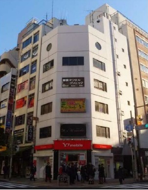新橋駅徒歩3分！烏森通り沿い角地の焼肉店居抜き店舗物件