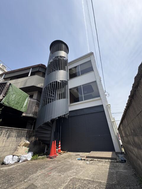 松尾⼤社駅徒歩5分！隠れ家的な雰囲気が魅⼒の1階居抜き物件