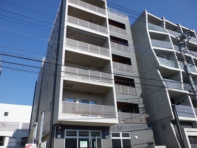 都筑ふれあいの丘駅徒歩1分！駅至近で集客見込◎天井⾼２.５ｍ以上物件